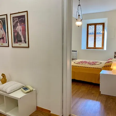 Апартаменты Teatro - Timeless Charm *