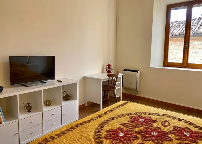 Appartement Teatro - Timeless Charm Correggio