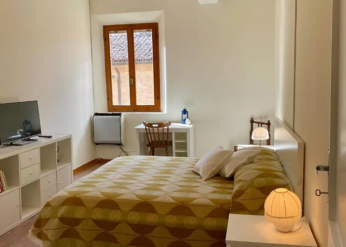 Appartement Teatro - Timeless Charm Correggio