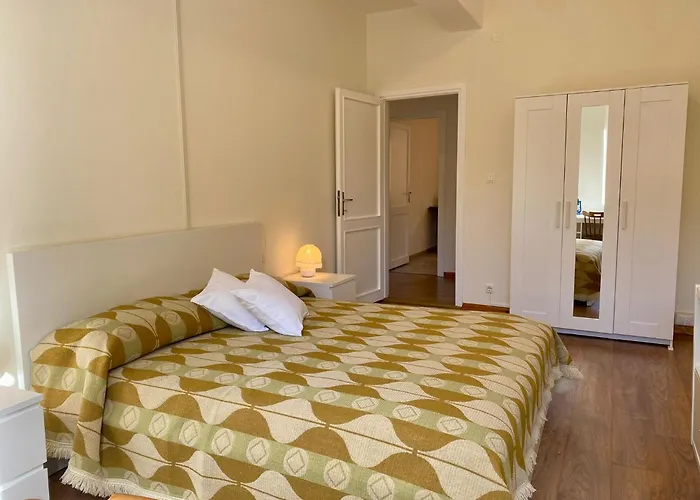 Teatro - Timeless Charm